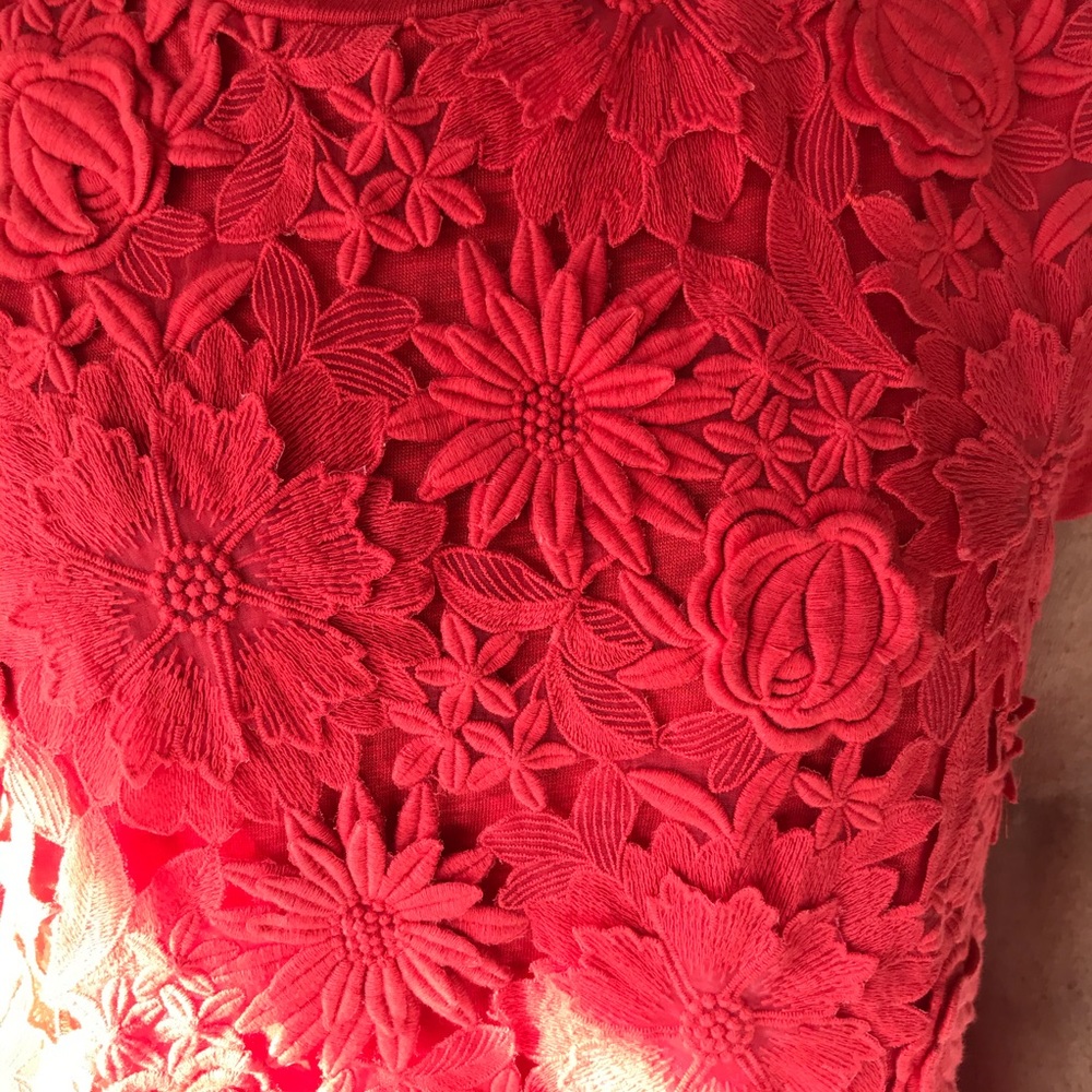 EUC Tory Burch “ Katama” Lace & Floral T shirt, M - Picture 3 of 7